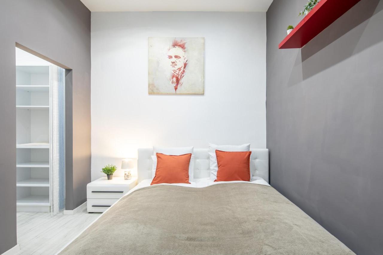 Cozy & Central Apartment With 2-Bedroom Budapest Extérieur photo